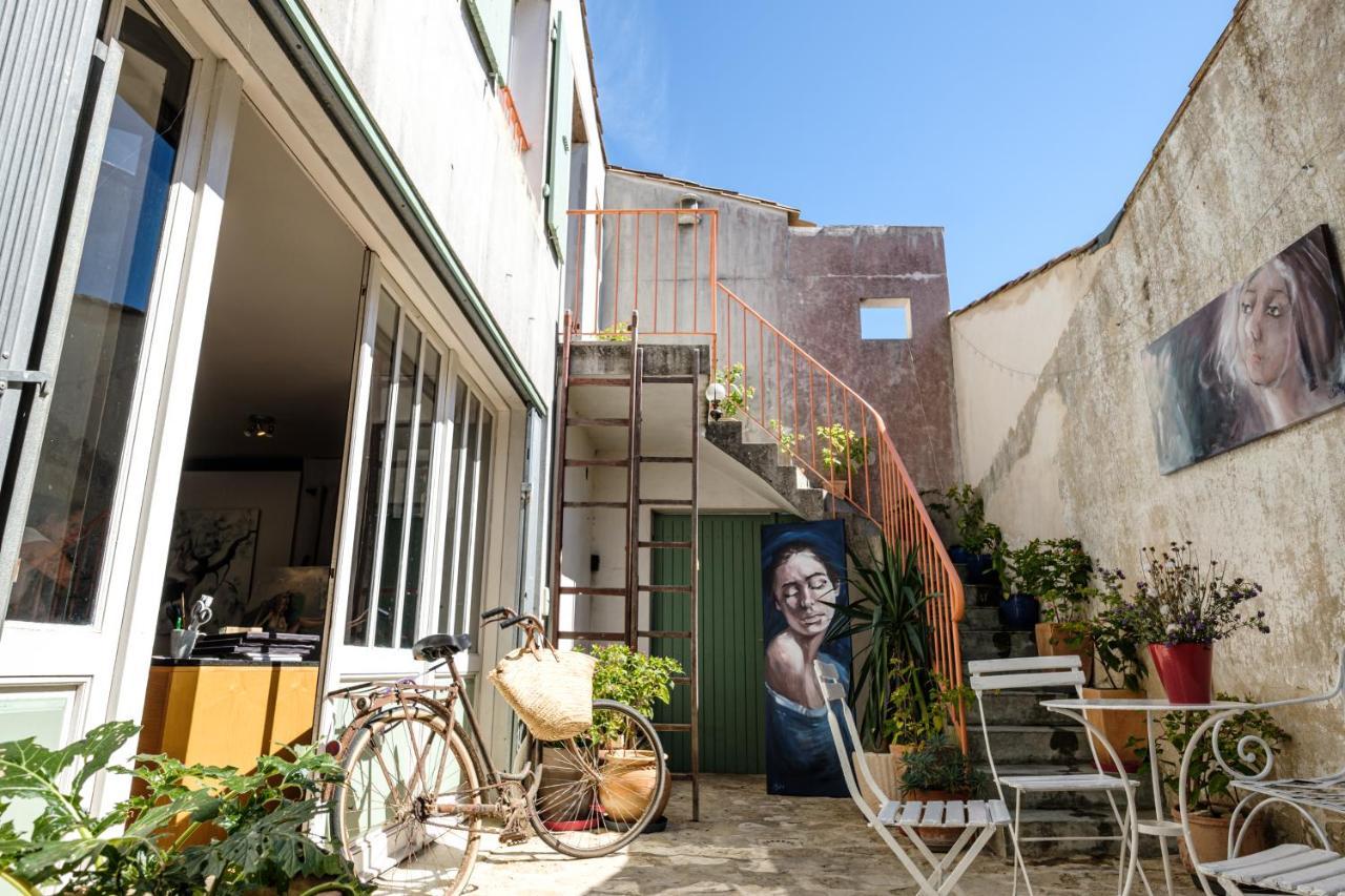 Logement Design A Loix-En-Re - 2 Etoiles - Centre Village Εξωτερικό φωτογραφία
